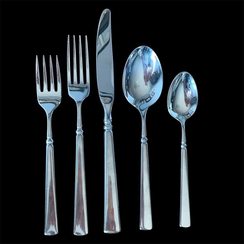 ONEIDA Stainless Glossy EASTON 5 Piece PLACE SETTING Forks Spoons Knife USA